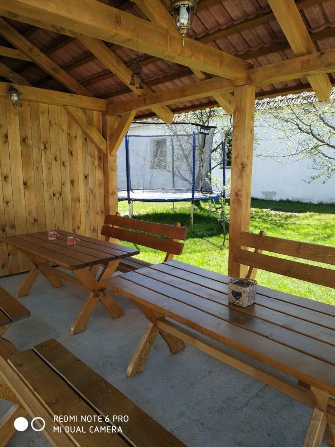 Ubytovani Ve Stodole Stráž nad Nežárkou Exterior foto